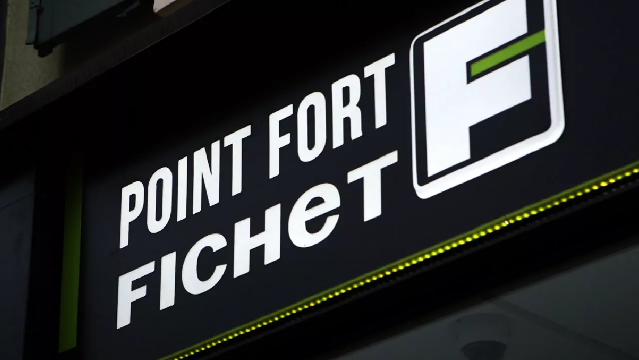 Damien, installateur agréé Point Fort Fichet à Clamart